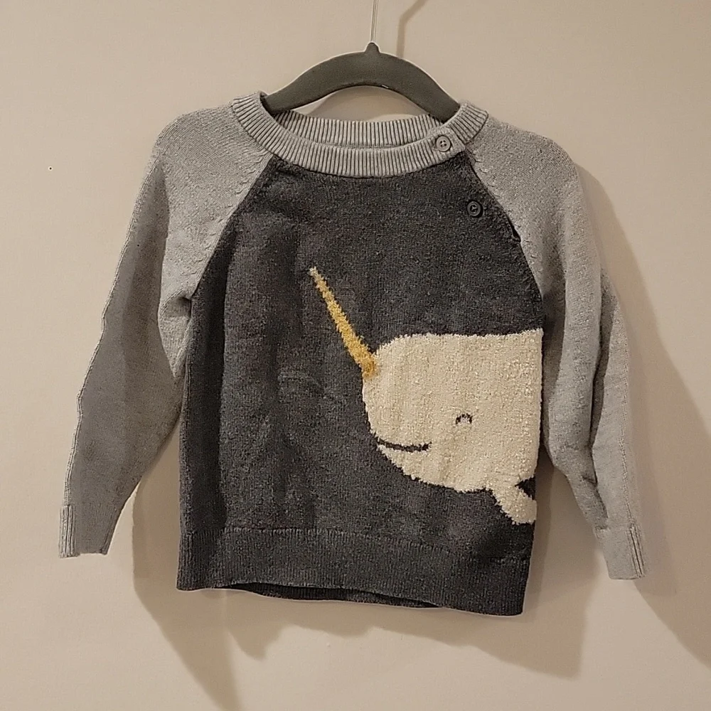 Baby gap whale sweater in grey Norwal Beluga graphic sweater so cute 18-24 month